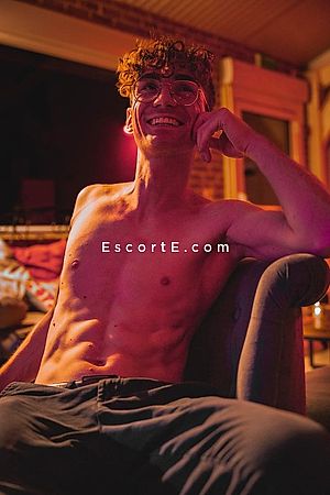 UrekMazino - Escort Boy Paris