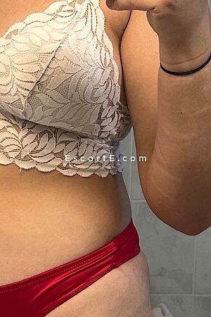Karla31 - Toulouse Escorts