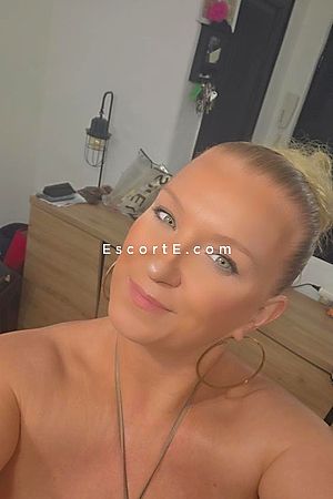 Adixia - Escort Girl Marseille