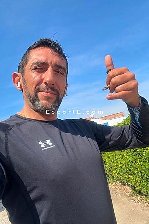 Djulyan - Bordeaux Boy Escorts