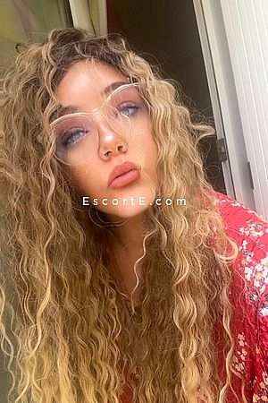 Mandy - Escort Girl Poitiers