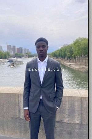 Manu - Escort Boy Asnières-sur-Seine