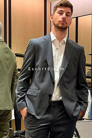 Ethan - Lieusaint Boy Escorts