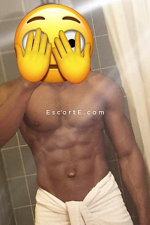Mamby - Cergy Boy Escorts