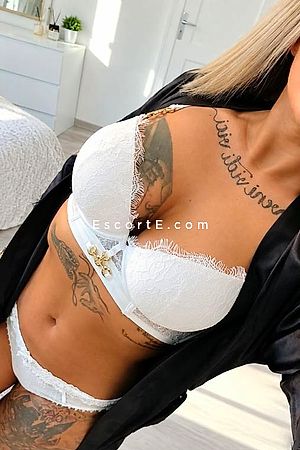 Andreea - Les Ulis Escorts