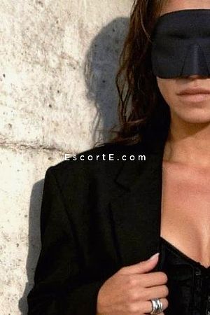 Julialuna7 - Escort Girl Maisons-Laffitte