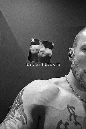 John - Escort Boy Auxerre