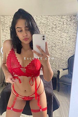 Lena - Villejuif Escorts