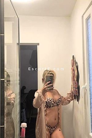 Emma88 - Escort Girl Sens