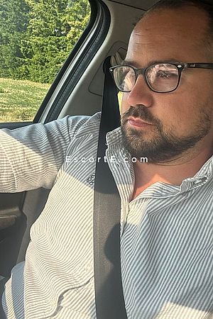 Dim - Escort Boy Orléans