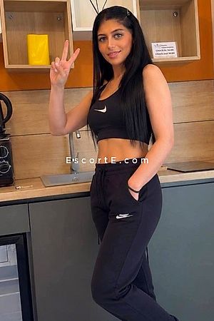 Ralukaa - Lille Escorts