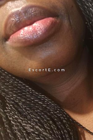 Lilou - Rennes Escorts