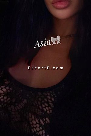 Asiaparis - Paris Escorts