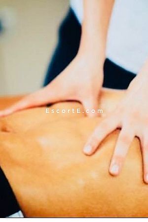 Massage trantrique - Taverny Escorts