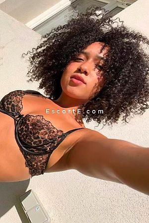 Bia Bresil - Viry-Châtillon Escorts