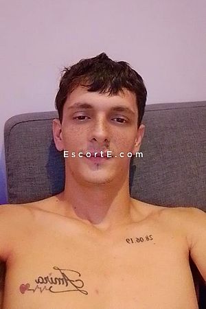 Edy26 - Escort Boy Rennes